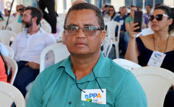 Na Consulta Pública do PPA em Colinas, o governador em exercício, Laurez Moreira, destaca a importância da população na construção de um planejamento de Governo 