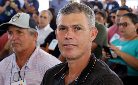 Na Consulta Pública do PPA em Colinas, o governador em exercício, Laurez Moreira, destaca a importância da população na construção de um planejamento de Governo 