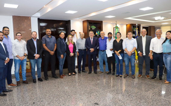 Governador em exercício, Laurez Moreira, recebe vereadores de Gurupi e discute demandas da cidade