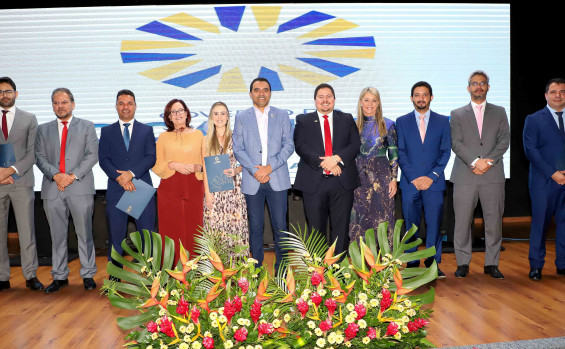 Governador Wanderlei Barbosa empossa novos procuradores do Estado