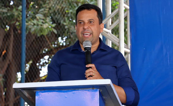 Governador em exercício, Laurez Moreira, entrega R$ 600 mil em obras na educação de Palmeirópolis