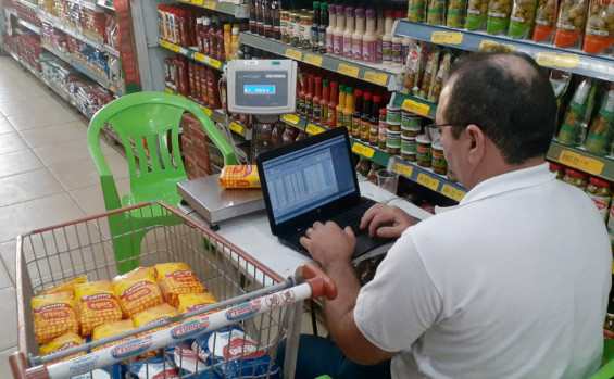 Agência de Metrologia realiza operação orientativa em supermercados varejistas e atacadistas