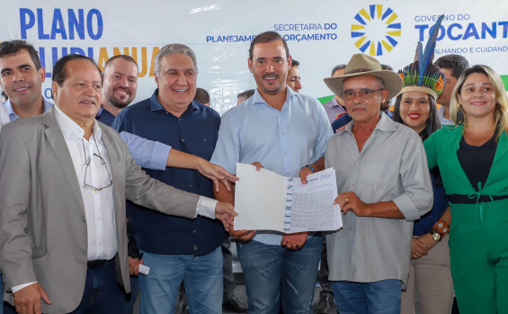 Governador em exercício, Laurez Moreira, abre consulta pública do PPA e entrega títulos rurais em Taguatinga