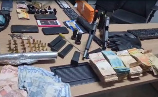 Polícia Civil deflagra Operação Pertinácia, cumpre 24 mandados de busca e prende 17 pessoas por tráfico de drogas em Araguaína