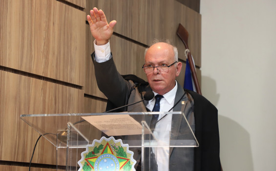 Governador Wanderlei Barbosa participa da posse da nova gestão do TRE-TO e destaca o trabalho sério da instituição
