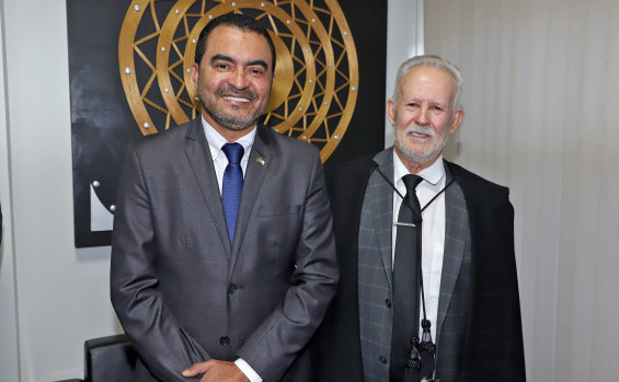 Governador Wanderlei Barbosa participa da posse da nova gestão do TRE-TO e destaca o trabalho sério da instituição