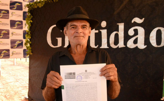 Em Recursolândia, governador Wanderlei Barbosa prestigia programação de aniversário e entrega primeiros títulos de regularização fundiária da cidade
