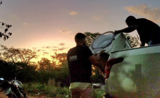 Em Araguaína, Divisão Antirroubos da Polícia Civil estoura esconderijo de criminosos e recupera diversos objetos roubados