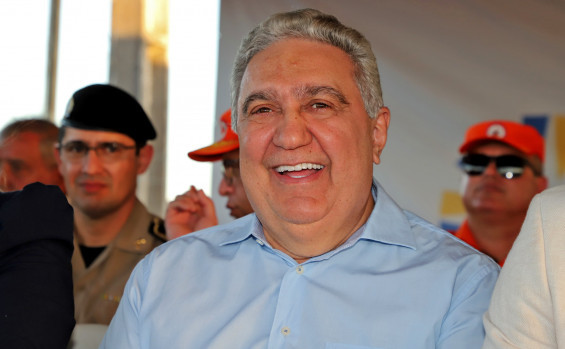 Governador Wanderlei Barbosa participa de passagem de comando do 6º Batalhão da PM e entrega equipamentos e viaturas para a corporação