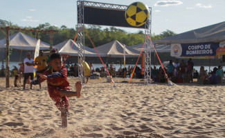 Encerramento da 1ª edição do projeto Esporte Verão é marcado pelo encontro de gerações, fomento do lazer e o fortalecimento das práticas esportivas  