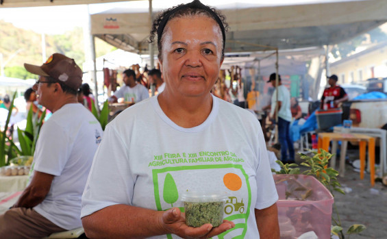 Governador Wanderlei Barbosa prestigia aniversário de Arraias e visita Feira da Agricultura Familiar