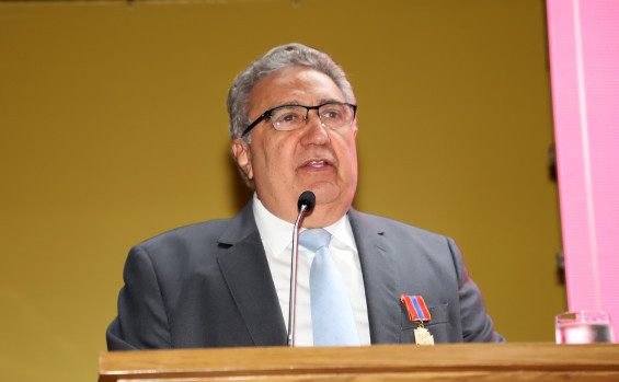 Vice-governador Laurez Moreira é homenageado com a comenda da Ordem do Mérito Imperador Dom Pedro II do Corpo de Bombeiros e destaca trabalho da corporação