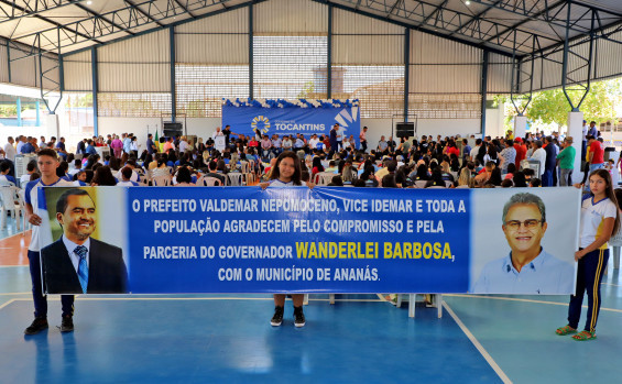 Em Ananás, governador Wanderlei Barbosa entrega escola, avaliada em R$ 5,5 milhões, à comunidade