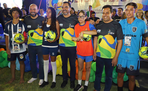 Em Araguaína, governador Wanderlei Barbosa participa da abertura da 32ª edição dos Jogos Estudantis do Tocantins