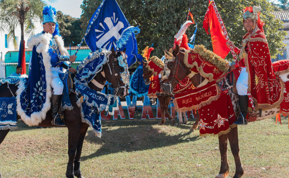 Entre batalhas e rosas: as Cavalhadas de Taguatinga