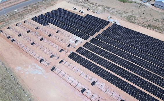 Governo do Tocantins conclui mais de 70% da obra de implantação da usina de energia fotovoltaica no Distrito de Irrigação Manuel Alves
