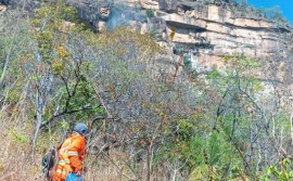 Brigadistas do Naturatins realizam combate a incêndio na APA Serra do Lajeado