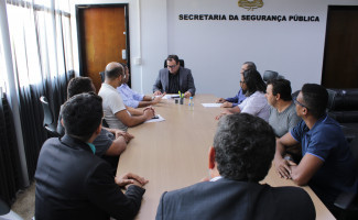 Secretarias da Segurança Pública e de Ações Governamentais debatem com sindicatos a saída de motoristas do Quadro Geral para o da Polícia Civil