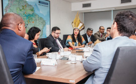 Governo do Tocantins discute, com ministro dos Direitos Humanos, proteção às comunidades quilombolas