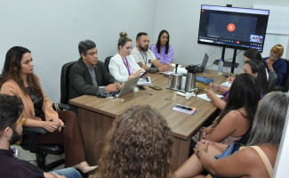 Saúde discute com parceiros o processo transexualizador no Tocantins