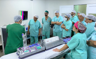 HRA recebe torre de vídeo moderna para realização de cirurgias