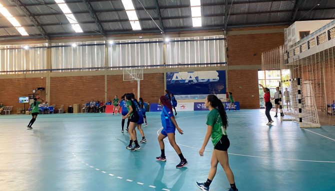 Equipes tocantinenses de basquete e handebol femininos se classificam para  as semifinais nos Jogos da Juventude 2023