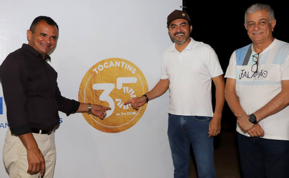 Governador Wanderlei Barbosa prestigia Festa da Colheita do Capim-Dourado na comunidade Mumbuca e lança selo comemorativo dos 35 anos do Tocantins