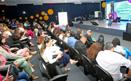 Governo do Tocantins promove Seminário Valorizando o Profissional da Educação com a participação de cursistas e tutores das superintendências regionais