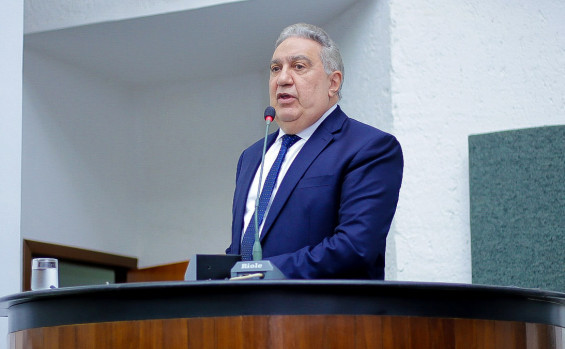 Vice-governador Laurez Moreira prestigia sessão solene em homenagem aos 35 anos do Estado e ressalta importância de reconhecer as trajetórias de luta pelo Tocantins