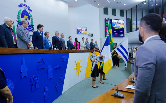 Vice-governador Laurez Moreira prestigia sessão solene em homenagem aos 35 anos do Estado e ressalta importância de reconhecer as trajetórias de luta pelo Tocantins