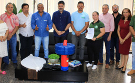 Governo do Tocantins entrega equipamentos para instalação de projeto de piscicultura, no município de Almas