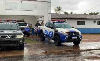 Em ação conjunta, Polícia Civil e PM, em menos de 2 horas, prendem autores de assalto em Arapoema