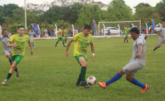 Praia Norte, no Bico do Papagaio, recebe semifinal de competição de futebol amador promovida pelo Governo do Tocantins  
