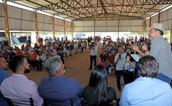 Com investimento de mais de R$ 23 milhões, governador Wanderlei Barbosa assina Ordem de Serviço para reestruturação de parque onde é realizada a Agrotins