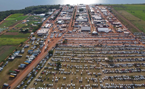 Com investimento de mais de R$ 23 milhões, governador Wanderlei Barbosa assina Ordem de Serviço para reestruturação de parque onde é realizada a Agrotins