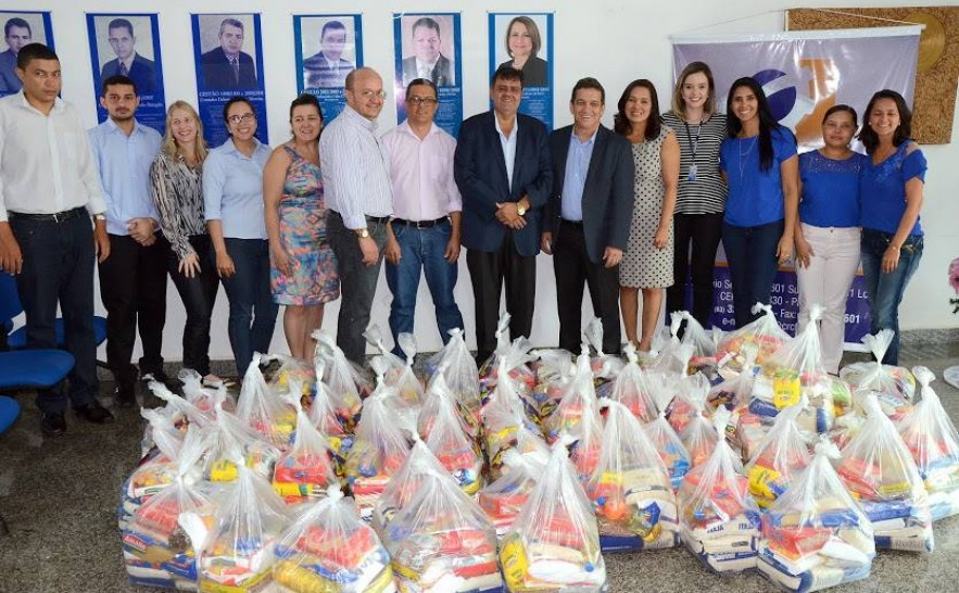 Jucetins recebe doação de cestas do CRC
