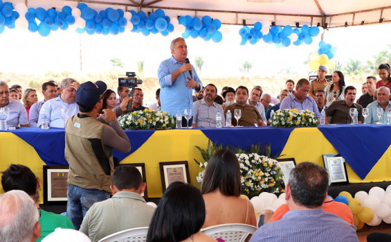 Em Sítio Novo do Tocantins, governador Wanderlei Barbosa participa da inauguração de obras em comemoração aos 60 anos do município 