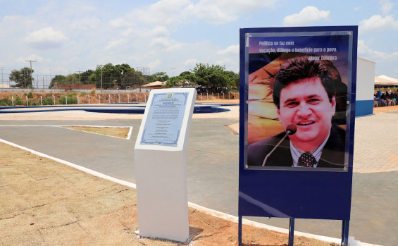 Em Sítio Novo do Tocantins, governador Wanderlei Barbosa participa da inauguração de obras em comemoração aos 60 anos do município 