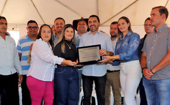 Em Filadélfia, governador Wanderlei Barbosa inaugura posto fiscal, unidade da PM e pavimentação