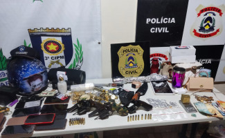 Em operação contra a criminalidade, Polícia Civil prende oito pessoas por crimes diversos e apreende armas de fogo, munições e drogas