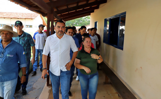Governador Wanderlei Barbosa visita Colégio Agropecuário de Almas e projeta obras de melhorias na unidade