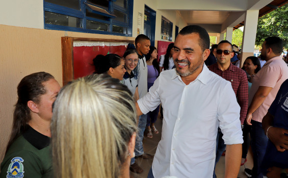 Governador Wanderlei Barbosa visita Colégio Agropecuário de Almas e projeta obras de melhorias na unidade
