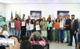 135 moradores de Novo Acordo recebem título de propriedade através de parceria entre Governo do Tocantins e Poder Judiciário 