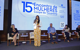 Primeira-dama Karynne Sotero prestigia 15º Encontro de Mulheres Cooperativistas do Tocantins