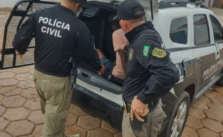 Polícia Civil prende homem suspeito de ameaçar o próprio pai e agredir a irmã em Praia Norte