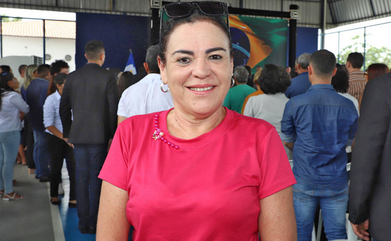 Governador em exercício, Laurez Moreira, concede 153 títulos imobiliários e reativa delegacias em Miracema, no Capital por um dia