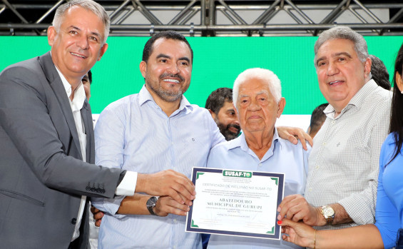 Com investimento de R$ 30 milhões, governador Wanderlei Barbosa entrega veículos e equipamentos para diversas pastas