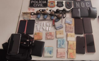 Em Silvanópolis, Polícia Civil apreende drogas, grande quantidade em dinheiro e desarticula rinha de galos
