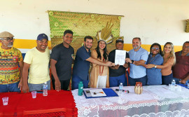 Governo do Tocantins entrega Certidão de Autodefinição para comunidade do quilombo Dona Domicília
