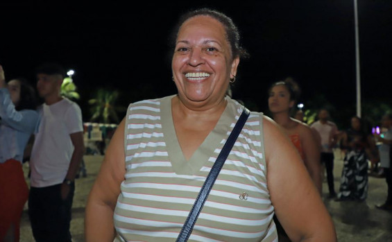 Governador Wanderlei Barbosa prestigia show gospel e deixa mensagem de feliz ano novo aos tocantinenses